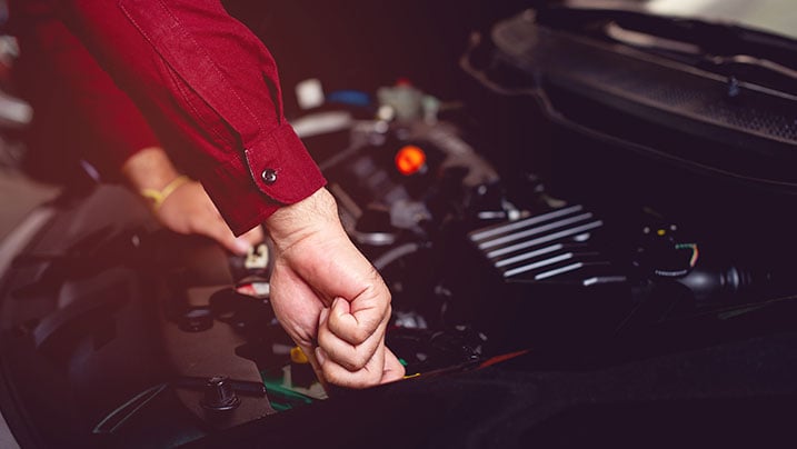 prepare car for long road trip