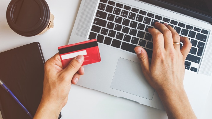 Credit Card myths and facts