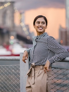 Best credit card for NRIs showcasing global transaction convenience