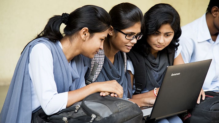 Earn money in college for students ?