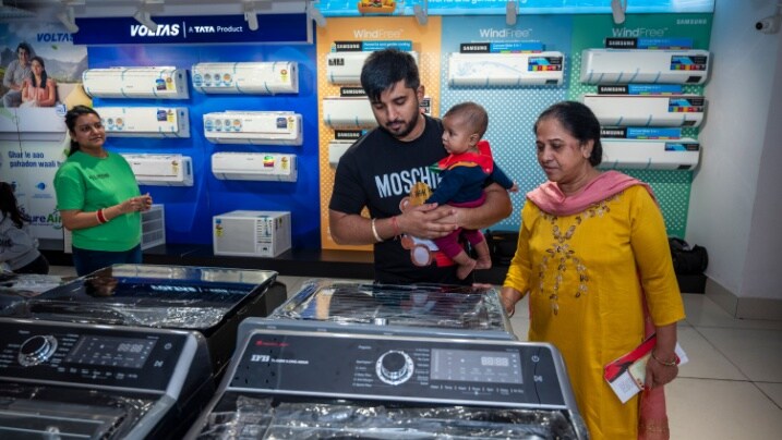 Robot vacuum cleaner financed with FIRSTmoney personal loan