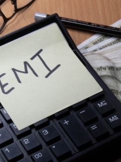 Struggling with EMIs? Choose a personal loan balance transfer for relief