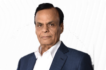 Portrait of Shiv Nadar, top 10 experienced entrepreneur