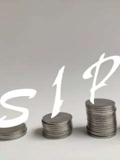 What is SIP (Systematic Investment Plan)?