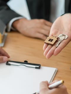 5 Tips for Buying a Home in Your 40s